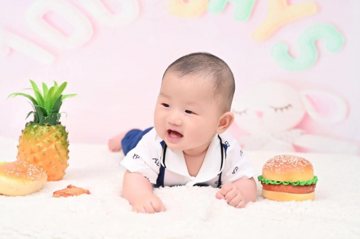 崇左两岁宝宝晚上哭